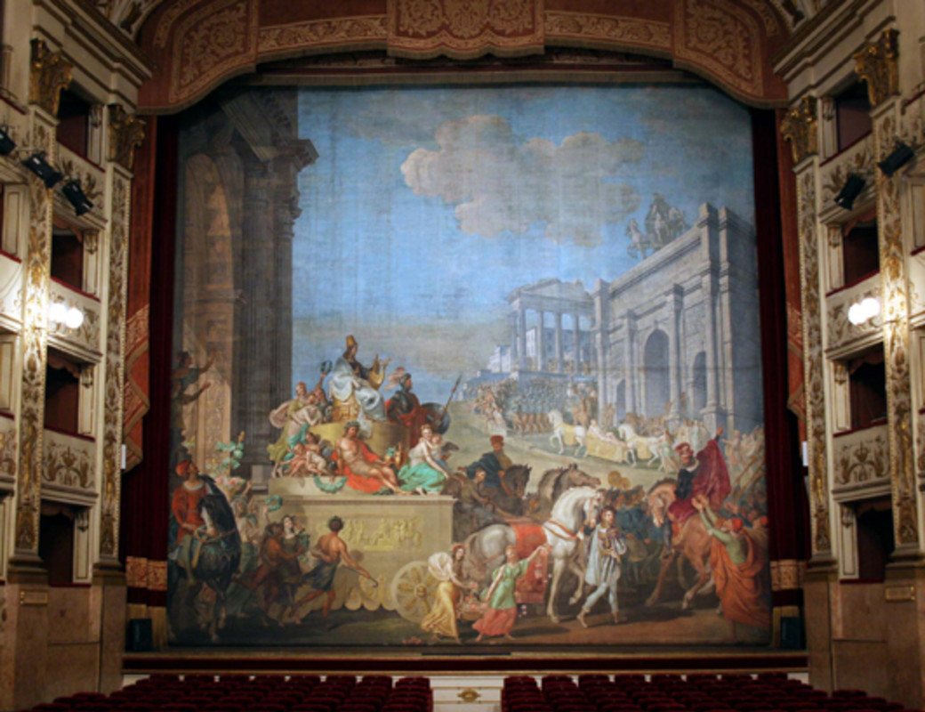 The spaces dedicated to theatrical activity are the Sala Grande, composed of the stalls, three tiers of boxes, gallery and dressing rooms and the Ridotto called "Saloncino".