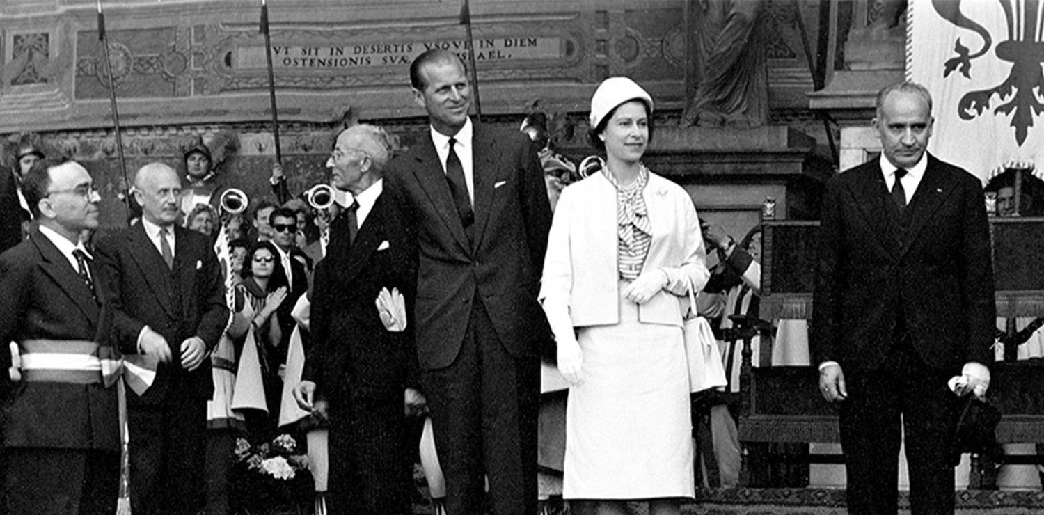 Regina Elisabetta II a Firenze nel 1961 (foto credits: © Archivio Foto Locchi )