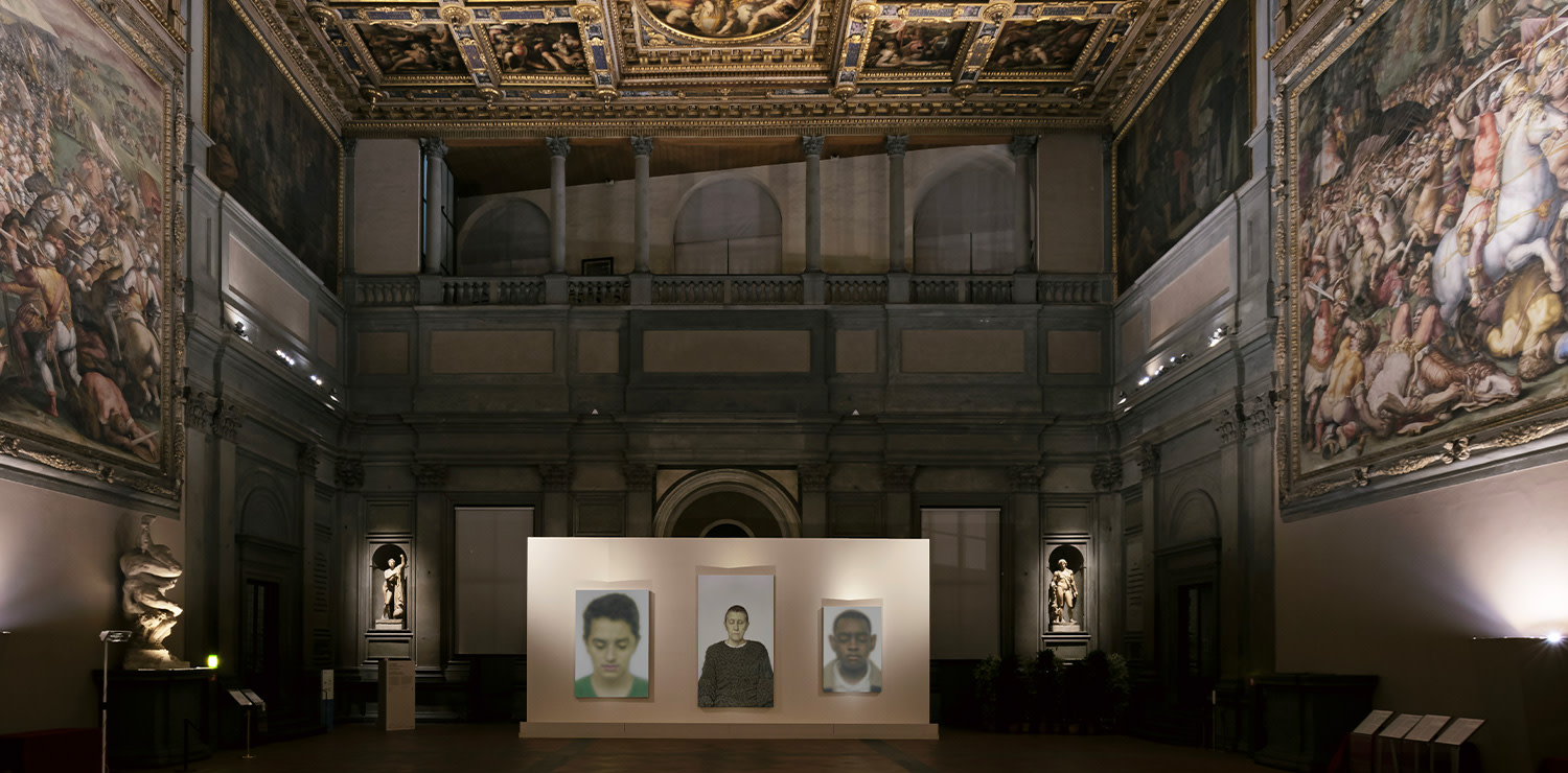 The paintings of Y.Z. Kami in the Salone dei Cinquecento of Palazzo Vecchio