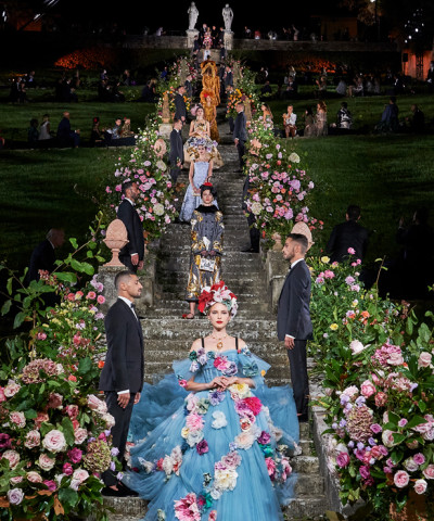 Collezione Dolce&Gabbana Alta Moda, un momento della sfilata di moda al Giardino Bardini 