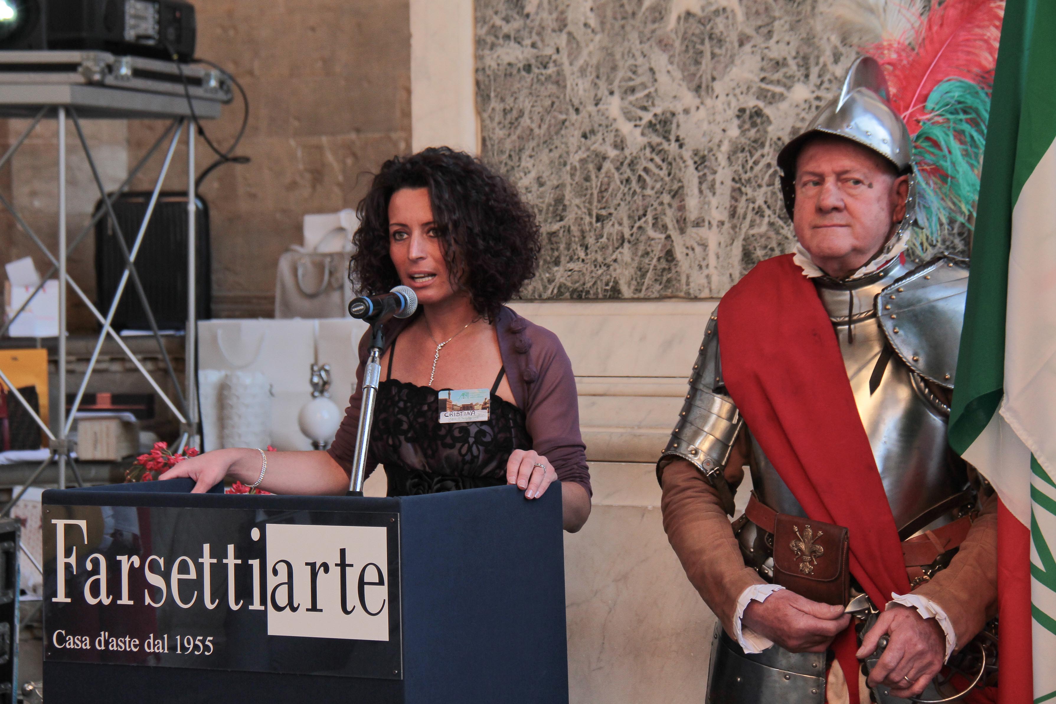 PRESSPHOTO Firenze, Loggia dei Lanzi, asta benefica per ANT organizzata da Farsetti. Nella foto 
Giuseppe Cabras/New Press Photo