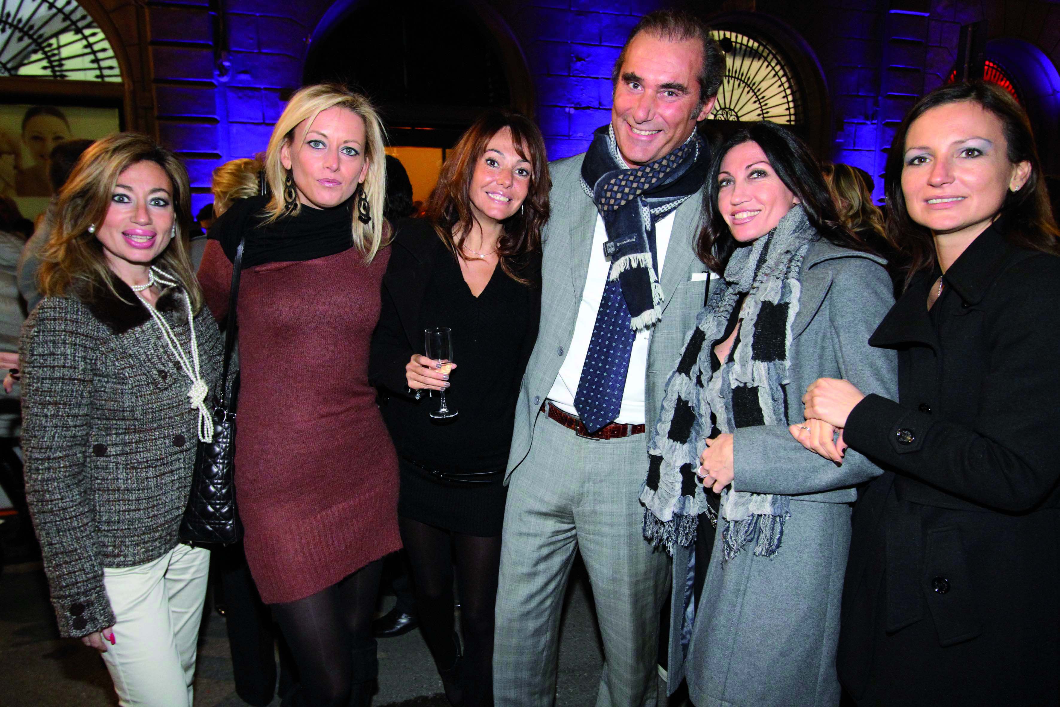 pressphoto, Firenze Inaugurazione centro benessere Bellessenza  Simona Naldini, Francesca Siena , Azzuchena Jmenel,Max Campale, LAura Turchi, Valentina Palmieri