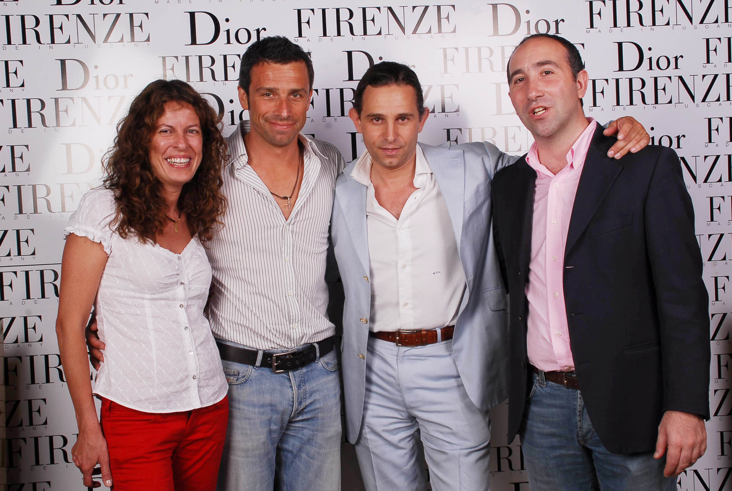 PRESSPHOTO  Firenze, evento Dior al teatro romano di Fiesole. Nella foto Stefano Bosia con Giuseppe ingria, Francesca e Nicola Mondaini