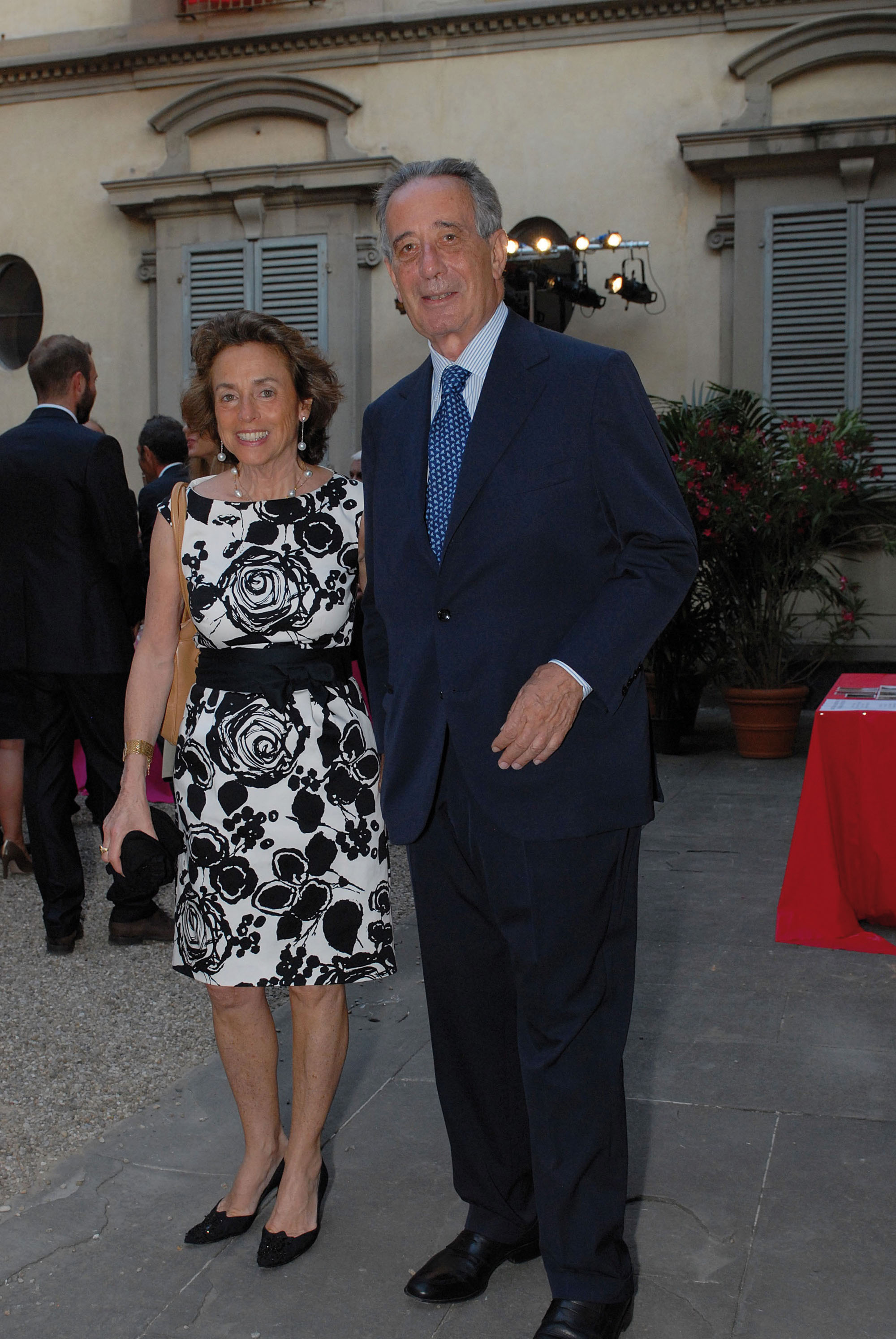 FIRENZE 22 giugno 2011. Serata di gala a Palazzo Corsini in favore di Heart of Children. nella foto Marchesa Cristiana e Marchese Ferdinando Frescobaldi