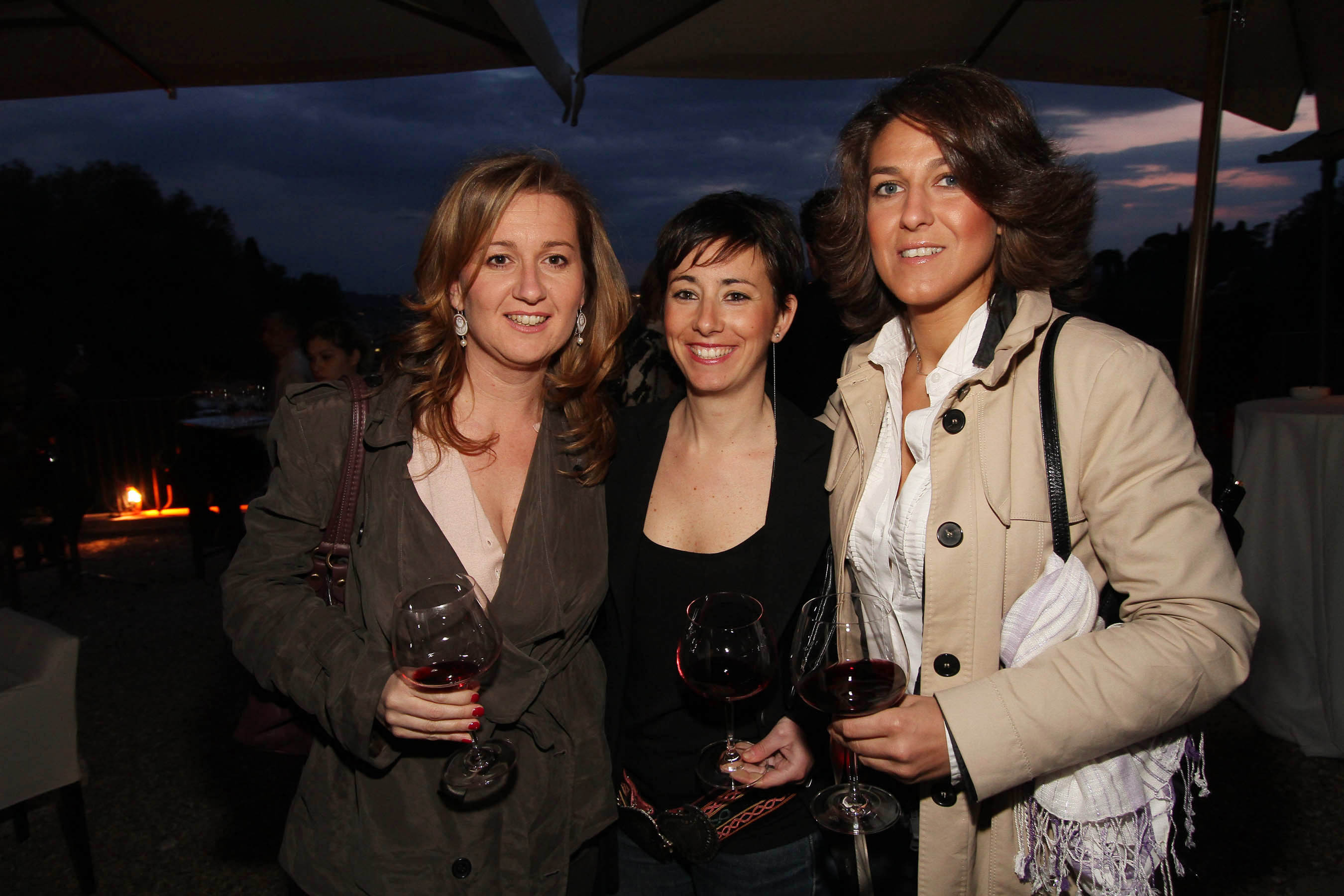 PRESSPHOTO Firenze, festa Firenze Magazine. Nella foto Lucrezia Abrami, Giulia Marcucci e Gemma Magrini