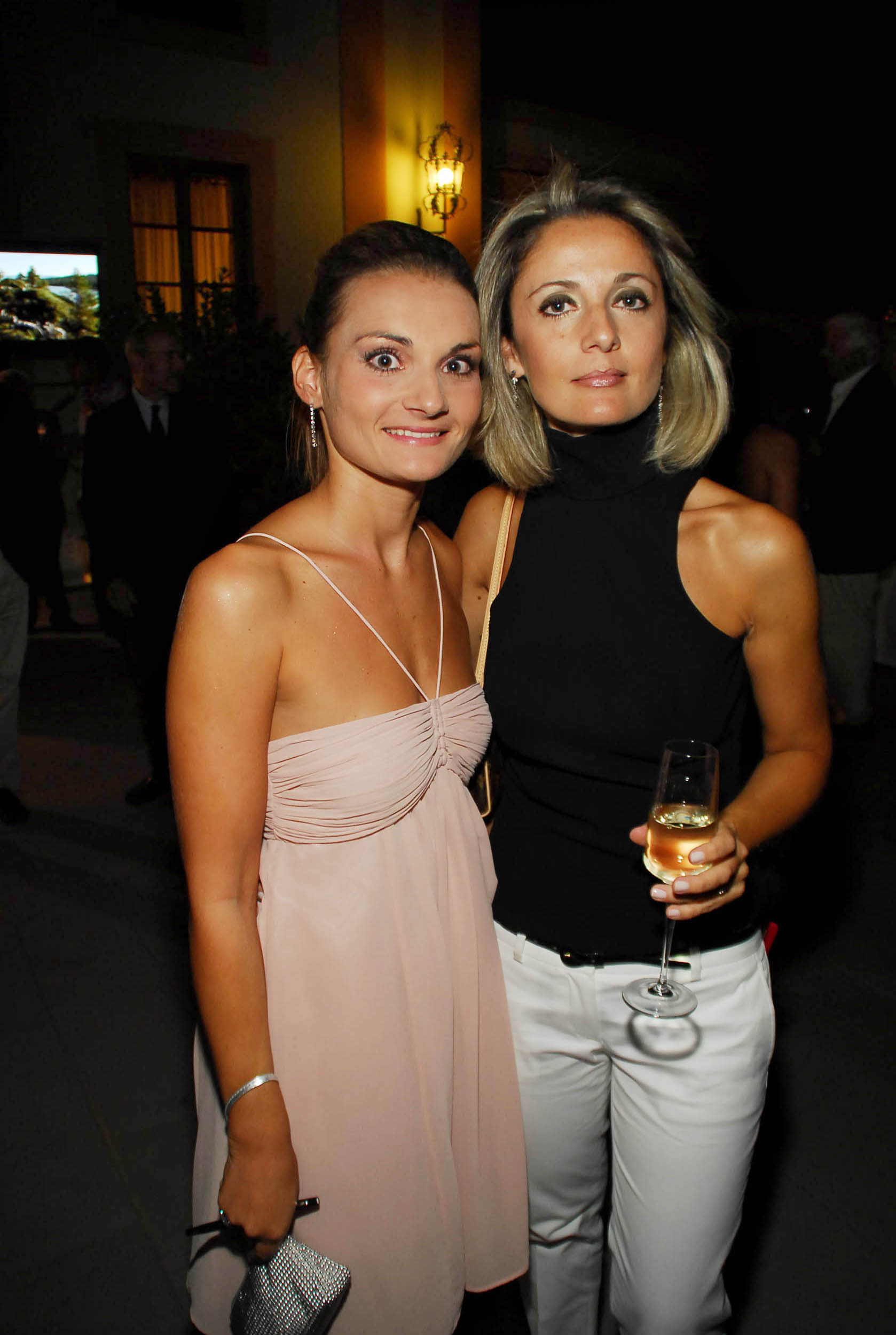 PRESSPHOTO  Firenze, Resort Villa Olmi, presentazione Porsche Panamera. Nella foto Francesca Morganti e Karin Matscher