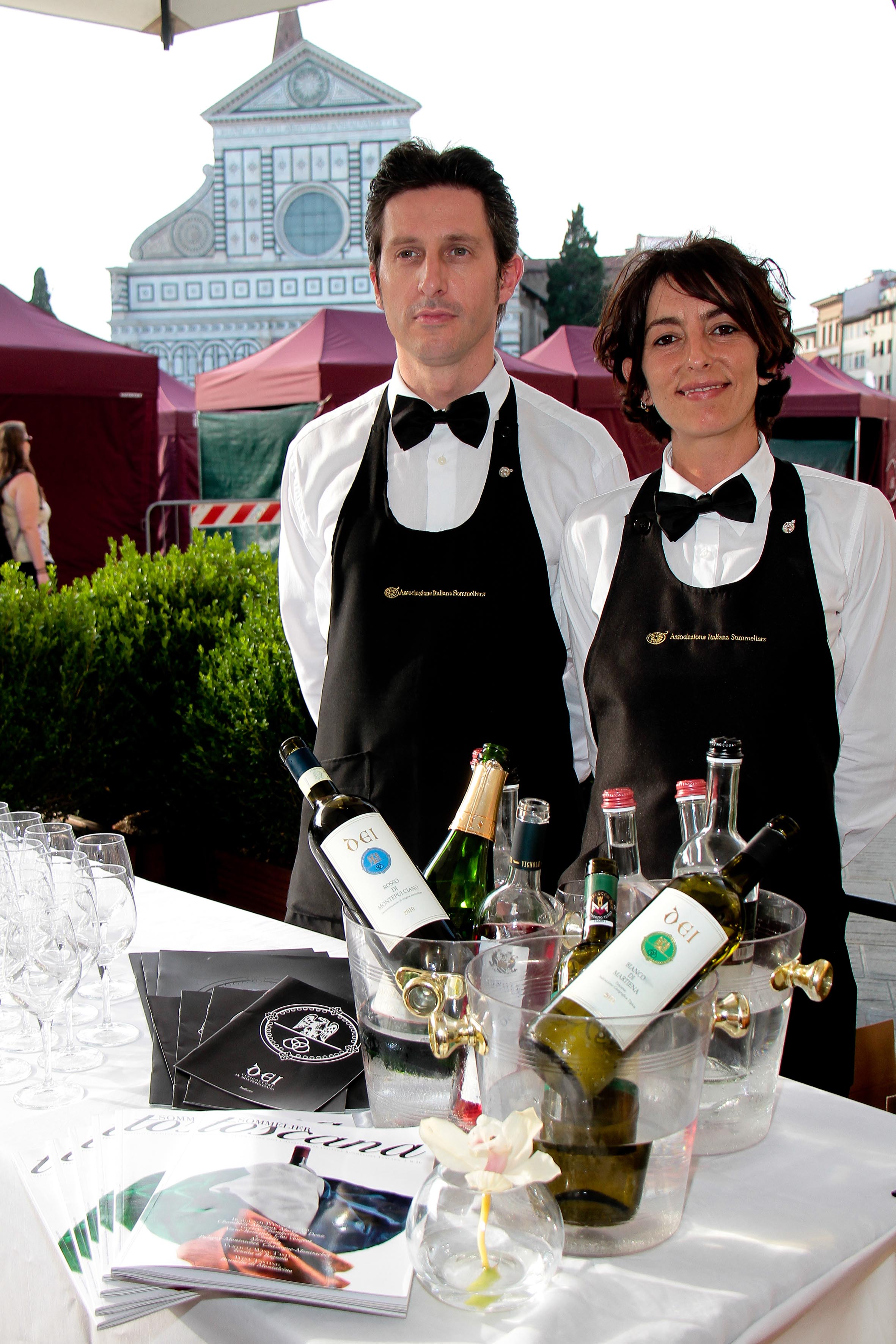 PRESSPHOTO Firenze, JK Place, Toscana Sommelier. Nella foto i sommelier AIS Roberta Bellini e Vanni Marchioni
giuseppe cabras/new press photo