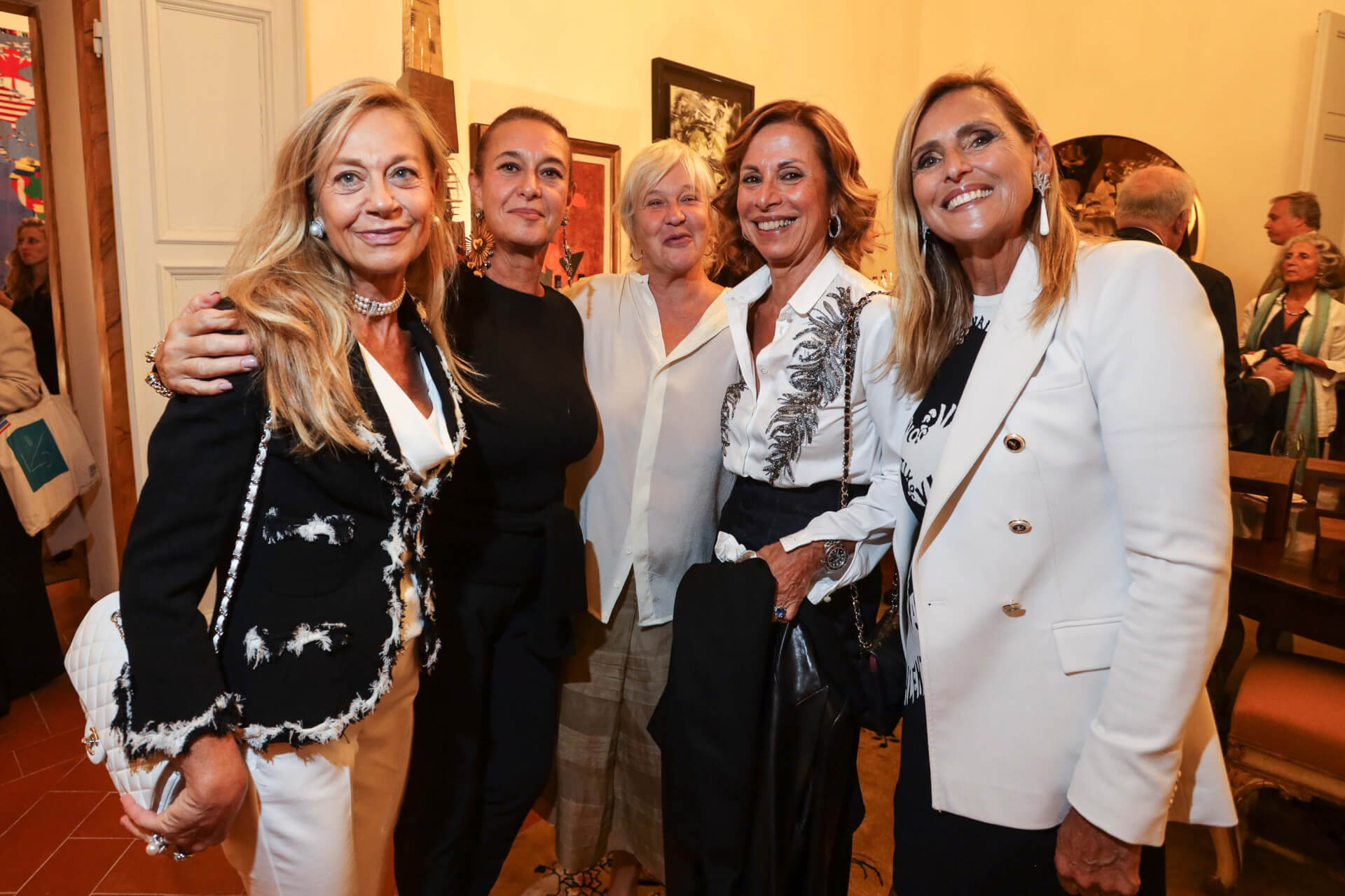 Anna Mitrano, Gloria Martini, Maria Teresa Chelini, Patrizia Biondi, Bianca Bellucci